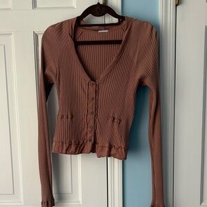 Ribbed Button-Front Long Sleeve Top in Dusty Rose